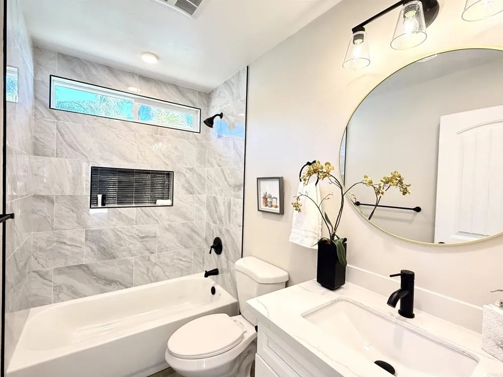 https://cdn.realtyfeed.com/cdn/127/306521001/677bf69297317e684b96f6b0c0568b41.webp
