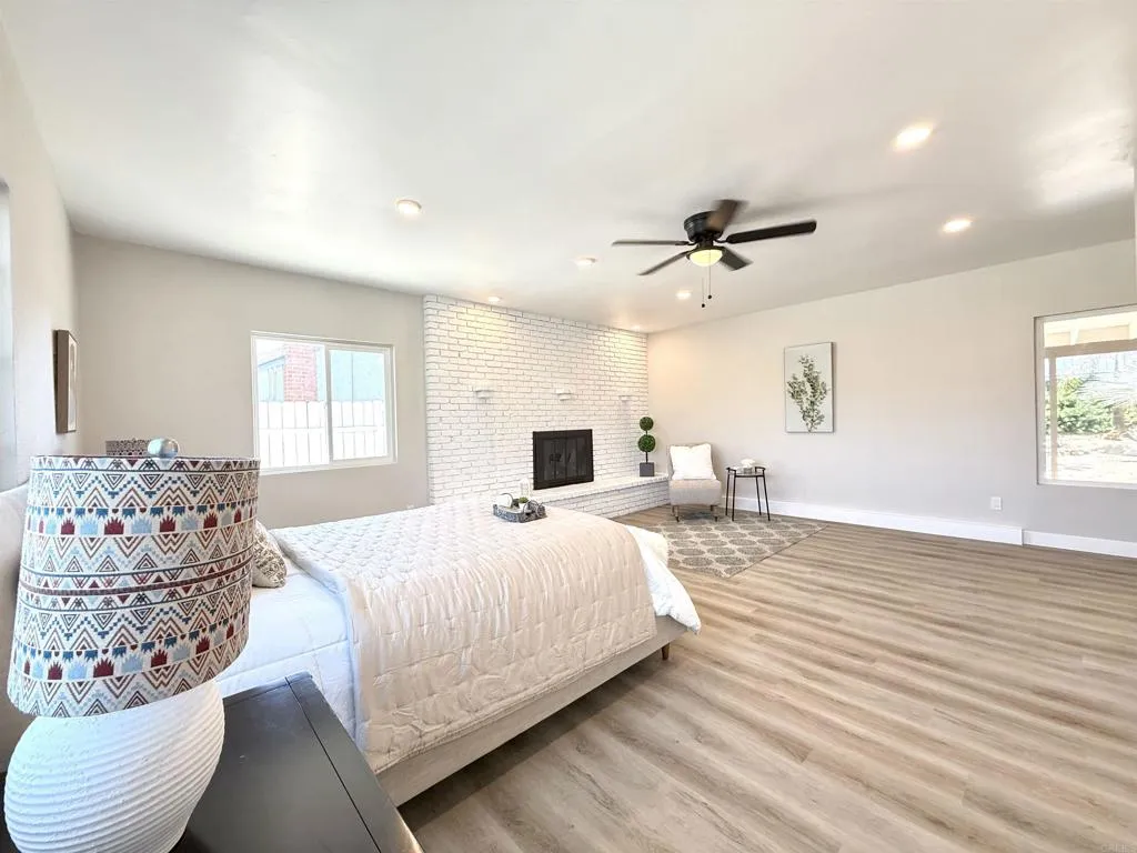 https://cdn.realtyfeed.com/cdn/127/306521001/c87bbb9bfa8585289440f6de8e204beb.webp