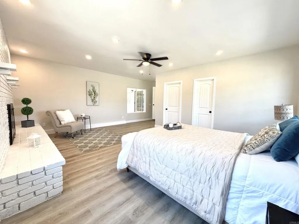 https://cdn.realtyfeed.com/cdn/127/306521001/c9f5d6dde497aaeaf36a02918fa6c291.webp