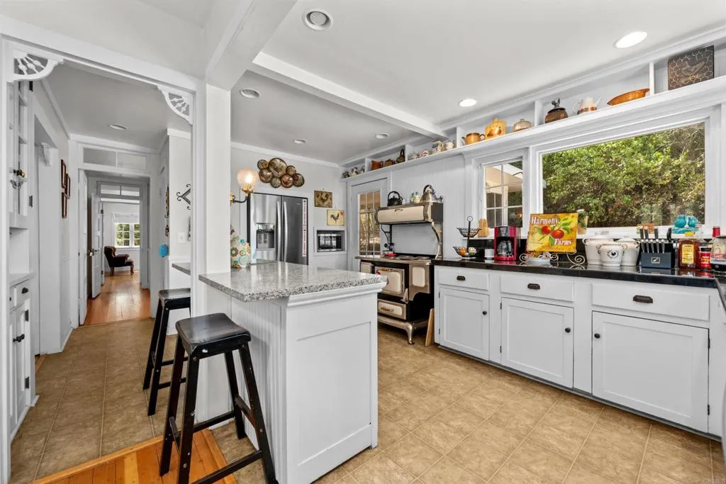 https://cdn.realtyfeed.com/cdn/127/306521008/da07cbb9134572f38364161f1e05a4fa.webp
