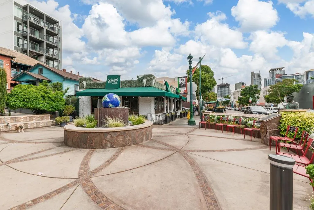 https://cdn.realtyfeed.com/cdn/127/306521013/07b578041abe06354040504503cef6ab.webp