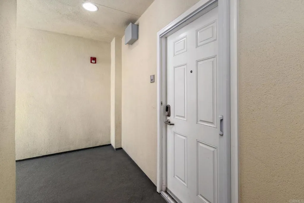 https://cdn.realtyfeed.com/cdn/127/306521013/6e24e93350b9fcff44f5a1ca904ff868.webp