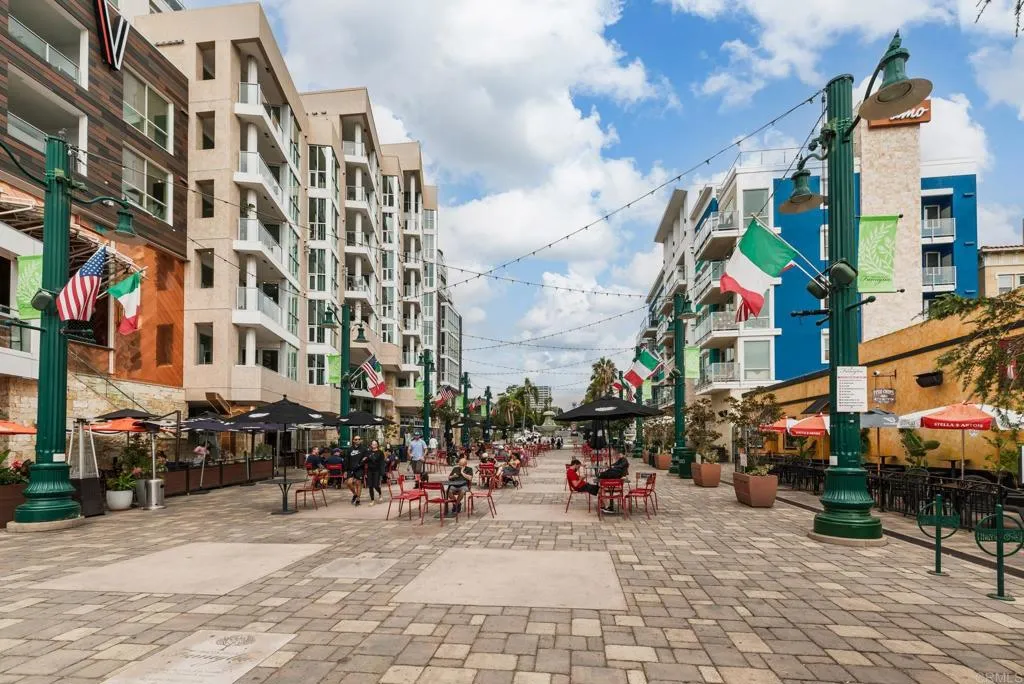https://cdn.realtyfeed.com/cdn/127/306521013/a08c824724e9de452d4b15b3fcb964e8.webp