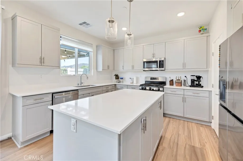 https://cdn.realtyfeed.com/cdn/127/306521024/bf9bc007271a6553b7b2ec44081411ca.webp