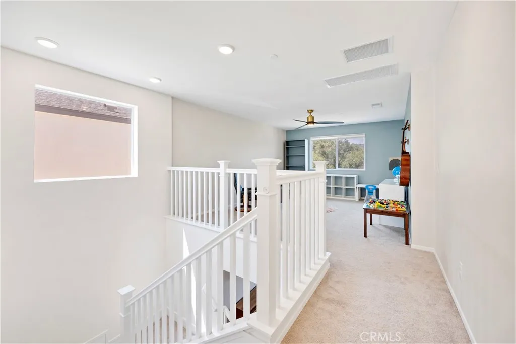 https://cdn.realtyfeed.com/cdn/127/306521024/bfabef2b290e467bac69c1e461532682.webp