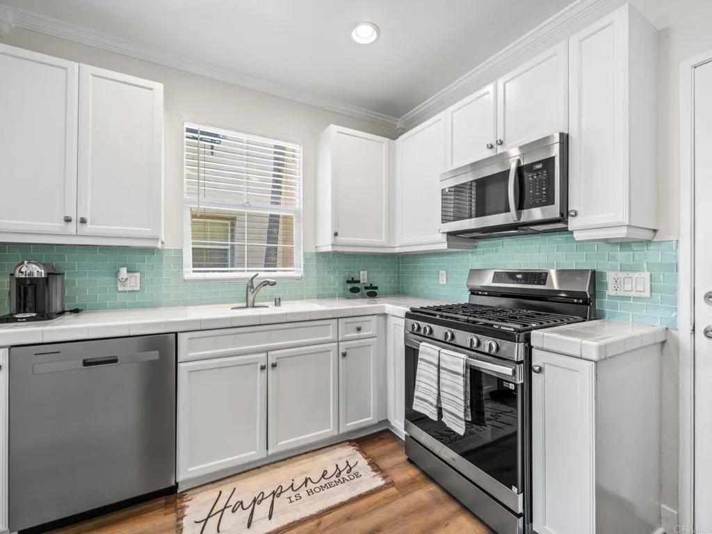 Photo #10: PTP2506280 Listing: Photo #10