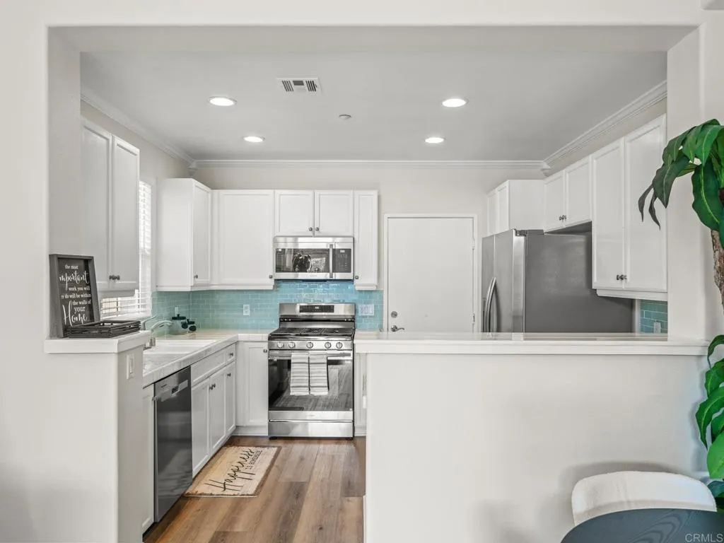 Photo #15: PTP2506280 Listing: Photo #15