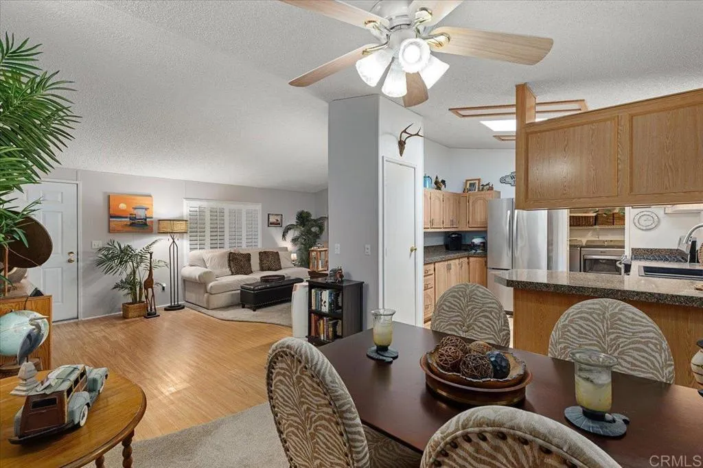https://cdn.realtyfeed.com/cdn/127/306521128/5ed66930776da05fe33dd923c70fa999.webp