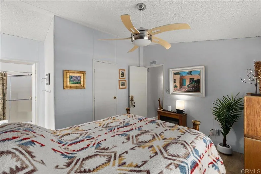 https://cdn.realtyfeed.com/cdn/127/306521128/b4aeabdf03927dc8c76dd82930c0a929.webp