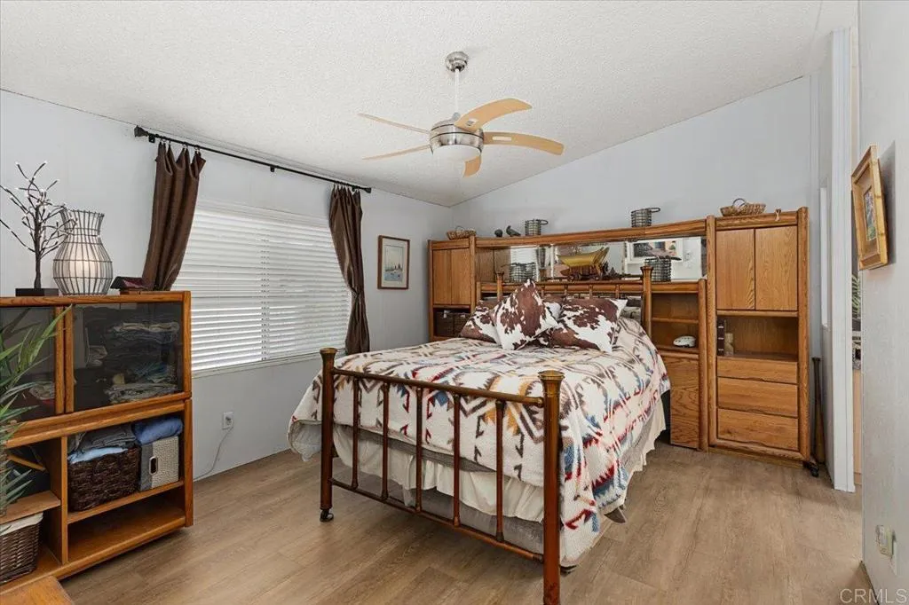 https://cdn.realtyfeed.com/cdn/127/306521128/b9ad82fd0aa45fe9faae83f685afabdb.webp