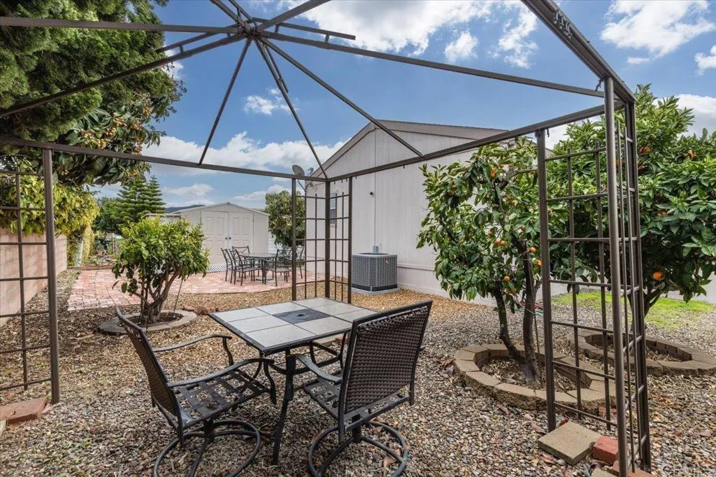 https://cdn.realtyfeed.com/cdn/127/306521128/ba969d2e331fd9461f037d874be29324.webp