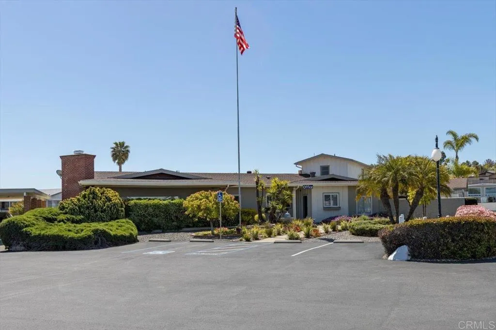 https://cdn.realtyfeed.com/cdn/127/306521128/c51c8d4bc54362e905b05985fdefd03a.webp
