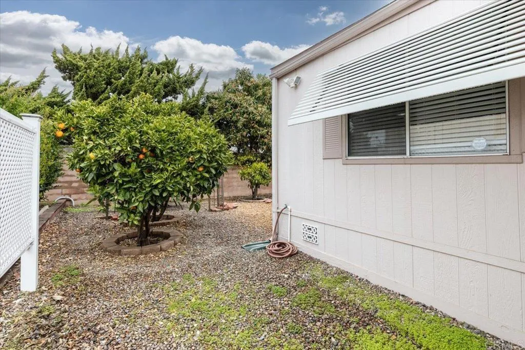 https://cdn.realtyfeed.com/cdn/127/306521128/f8afb0b7b3a48bfd20d42882bb8f91f6.webp