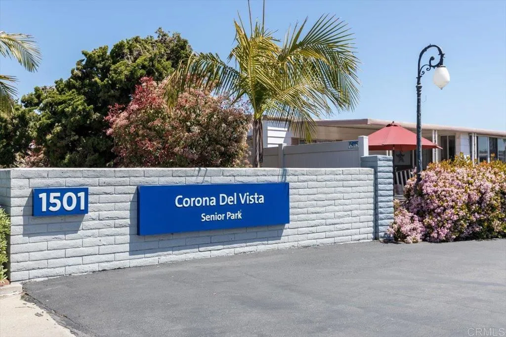 https://cdn.realtyfeed.com/cdn/127/306521128/fa45ac2b4a4494cfeb9ec864f9120df2.webp