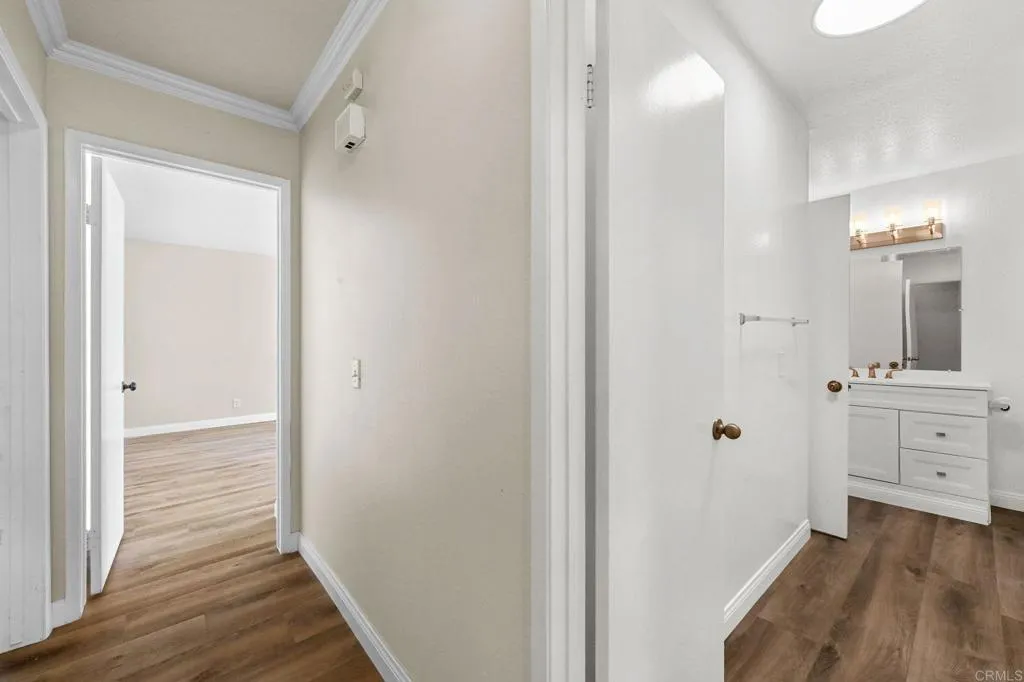 https://cdn.realtyfeed.com/cdn/127/306521141/24bb5db122f13b93ab7f7a5e36796051.webp