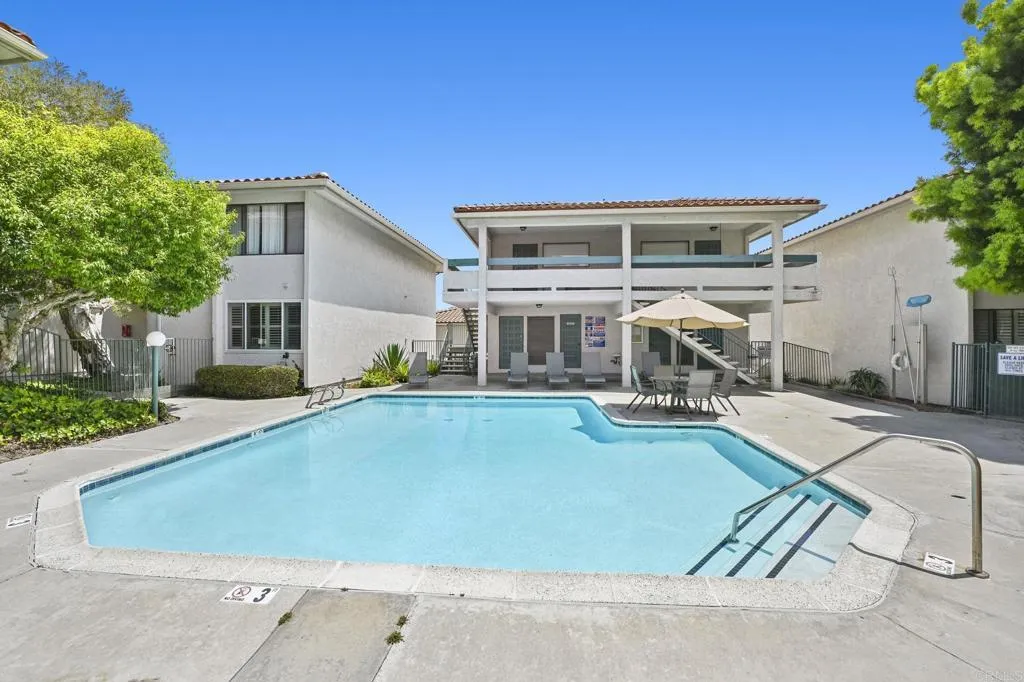 https://cdn.realtyfeed.com/cdn/127/306521141/6a2cd8c8bf50052901ca0a5733ff98b4.webp