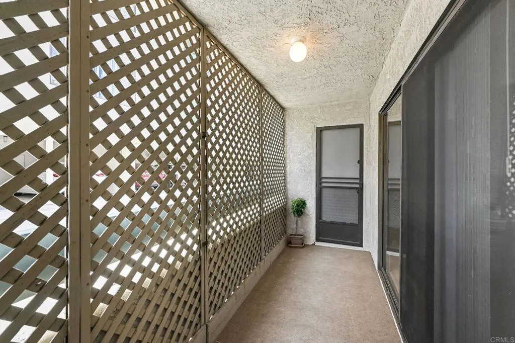 https://cdn.realtyfeed.com/cdn/127/306521141/d91f6f92f5c26b6e2fa2657f190bcf5b.webp