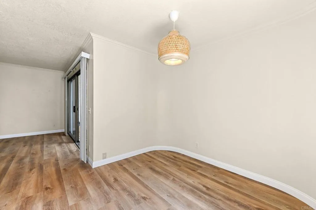 https://cdn.realtyfeed.com/cdn/127/306521141/fa5e758ebfa7d630eca6956cd436eeee.webp