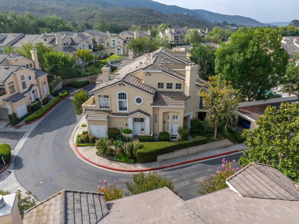 https://cdn.realtyfeed.com/cdn/127/306521193/7a15347fbb158c7c2208cb79e91deece.webp