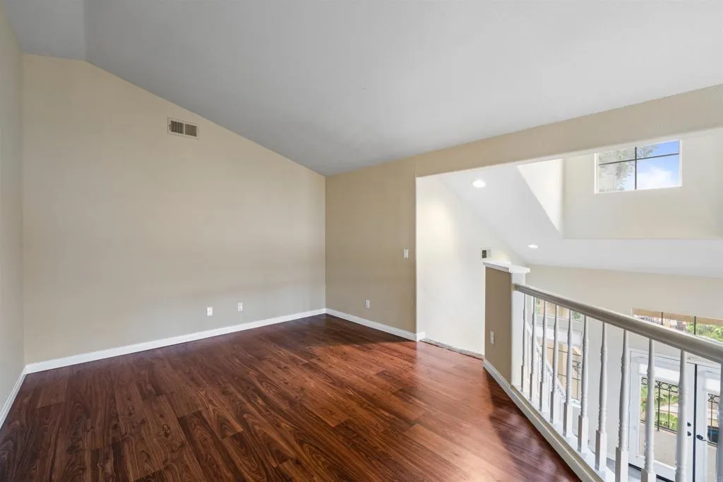 https://cdn.realtyfeed.com/cdn/127/306521193/962afb01929d5dccc3213b31491fe824.webp