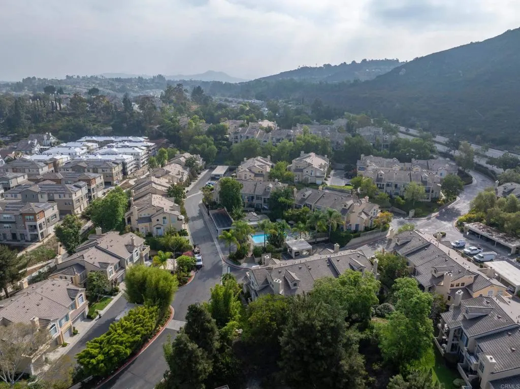 https://cdn.realtyfeed.com/cdn/127/306521193/c52082406a3f8443ffdfb3ac78365cf5.webp