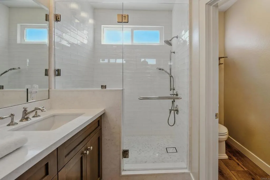 https://cdn.realtyfeed.com/cdn/127/306521196/2e98512e98fe593f57cf68fc5dc4bbf9.webp