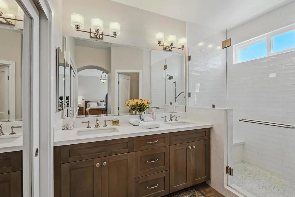 https://cdn.realtyfeed.com/cdn/127/306521196/983a62d5bc322b2a7253536e9aa546f7.webp