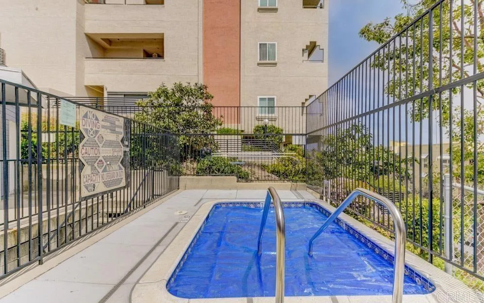 https://cdn.realtyfeed.com/cdn/127/306521198/9a6a670d6a3243fb5b5a0408dbde2bc7.webp