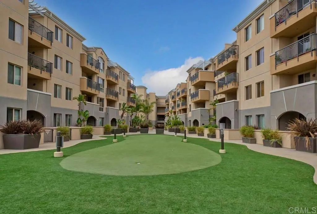 https://cdn.realtyfeed.com/cdn/127/306521205/77fb5c6c8469f3ee5d5e7ee72af4afc9.webp