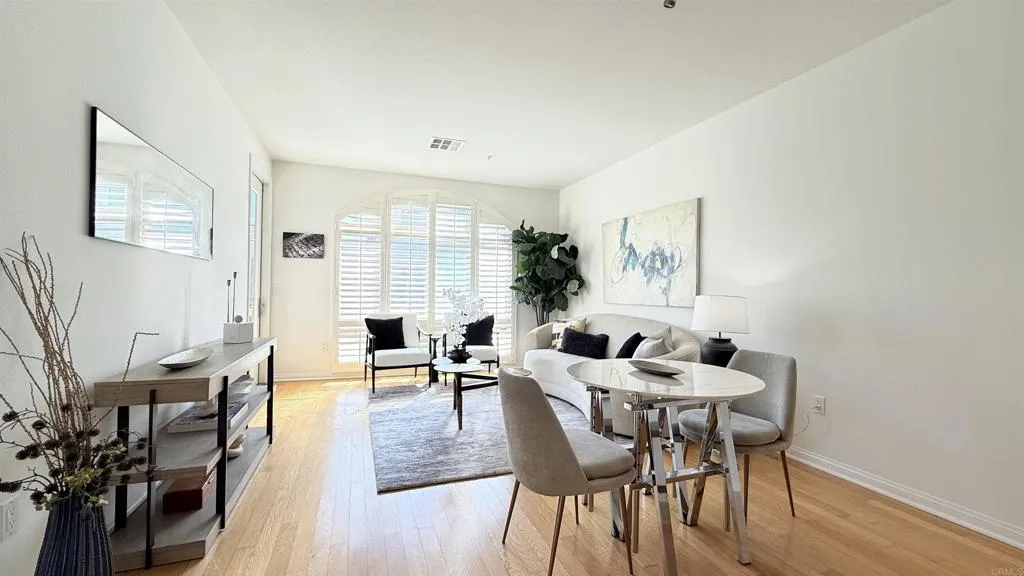 Photo #3: NDP2508118 Listing 