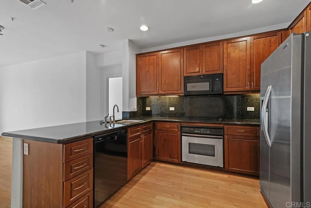 Photo #6: NDP2508118 Listing 