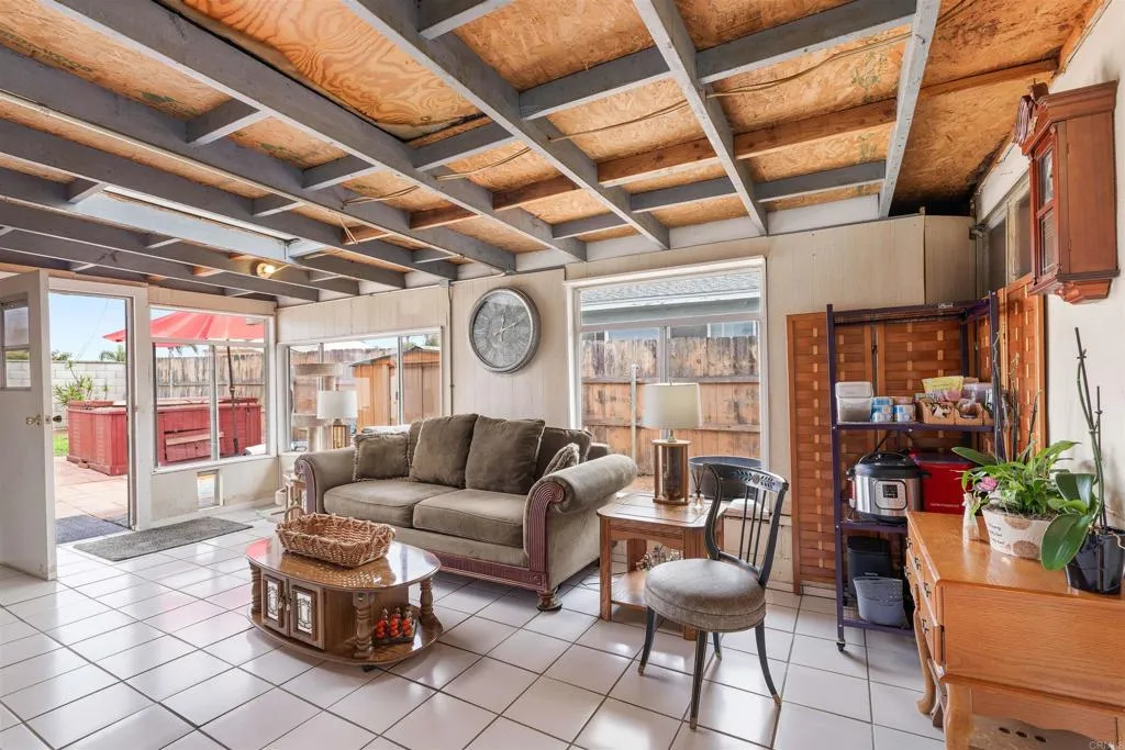 https://cdn.realtyfeed.com/cdn/127/306521206/0db06fbb051254bea2c1a663615dfb61.webp