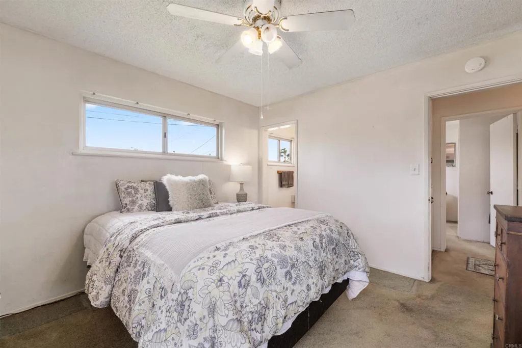 https://cdn.realtyfeed.com/cdn/127/306521206/5ba89fce00e4f125aedf650e12b130bf.webp