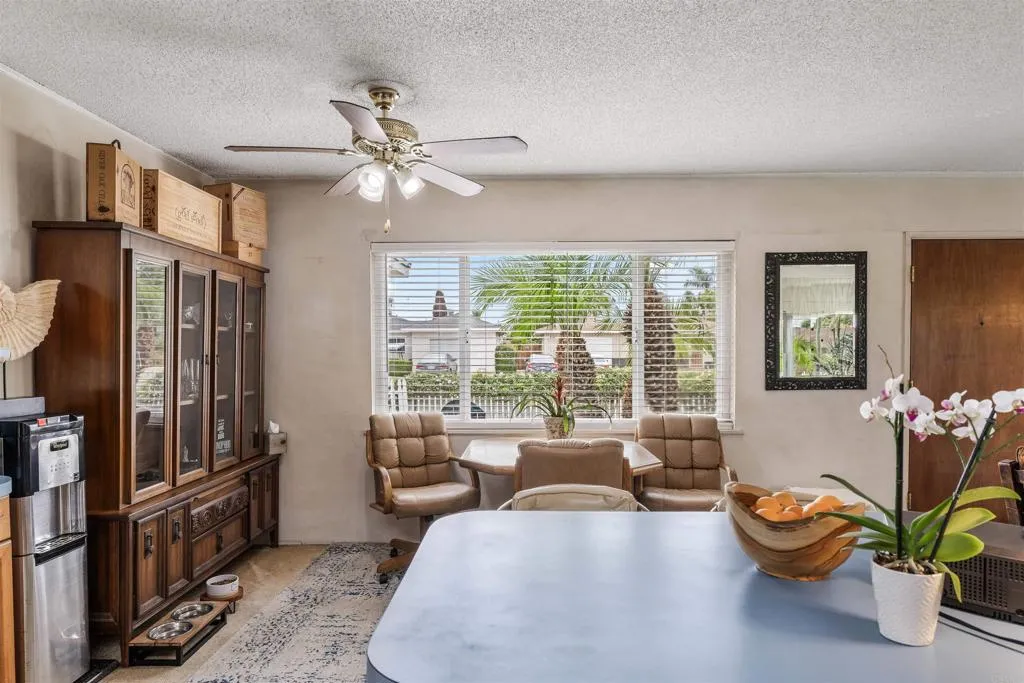 https://cdn.realtyfeed.com/cdn/127/306521206/71ced38b653b92b7df0e15b26fc2218a.webp