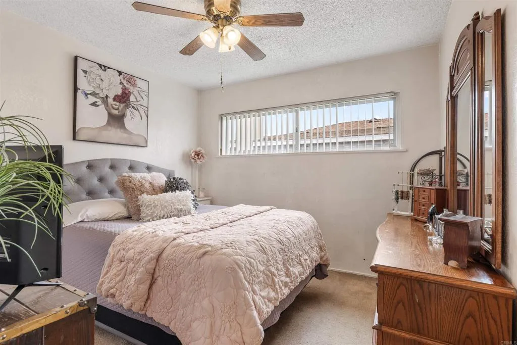 https://cdn.realtyfeed.com/cdn/127/306521206/9390dfac2dcba40e71e8331a9ba38b71.webp
