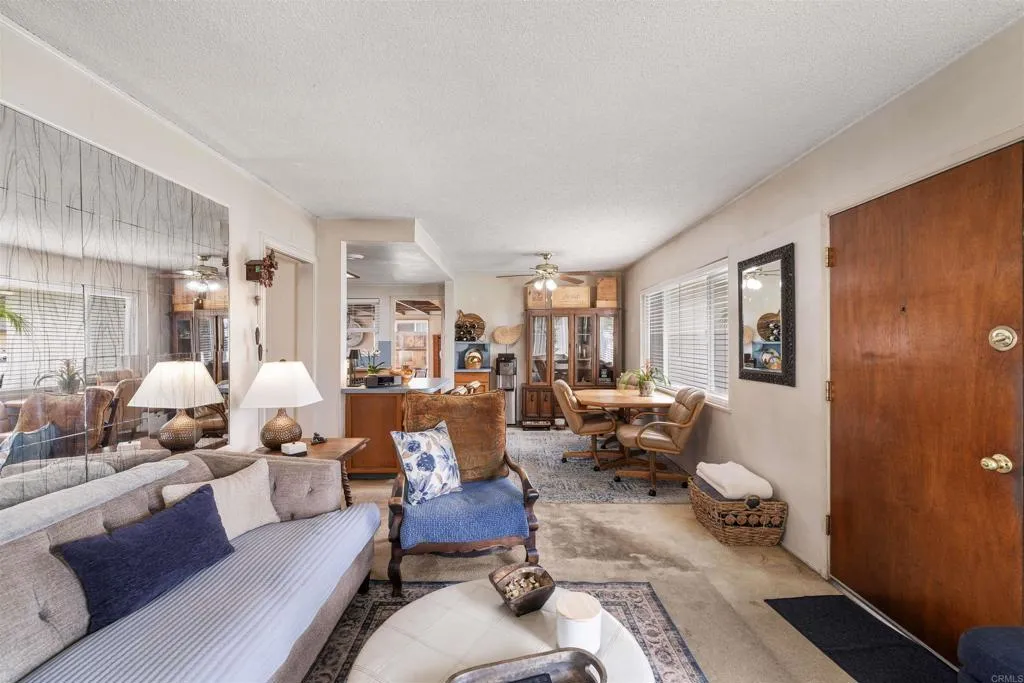 https://cdn.realtyfeed.com/cdn/127/306521206/e0c7aa4c714e59a982a278b793d4faf4.webp