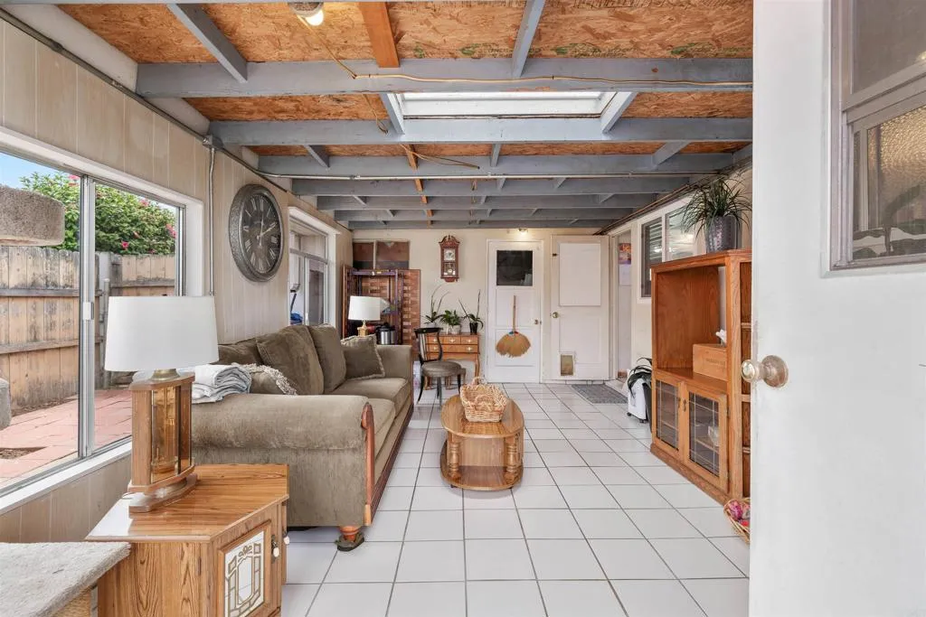 https://cdn.realtyfeed.com/cdn/127/306521206/e0cdbed8ff583e292b251878bd167b31.webp