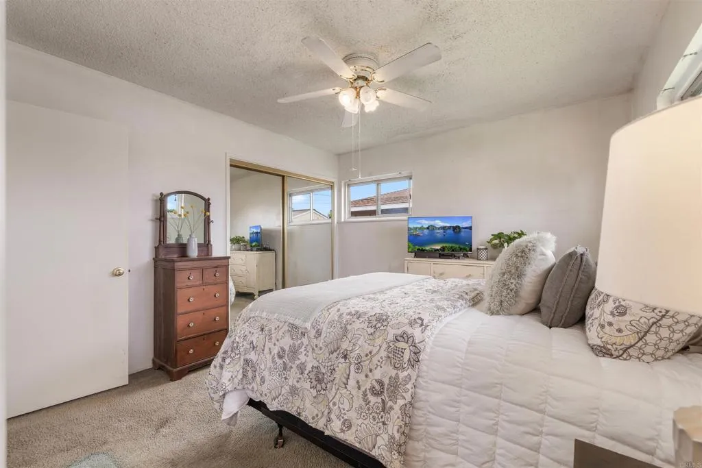 https://cdn.realtyfeed.com/cdn/127/306521206/f7f6a5182b0e91ee082ed5fd76c18da8.webp