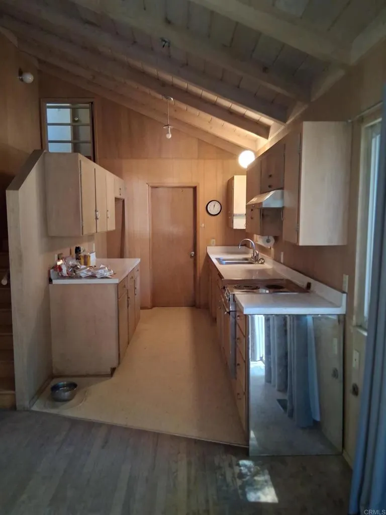 https://cdn.realtyfeed.com/cdn/127/306521254/7c7929d0993caf822fd3a00a7b6a7cad.webp