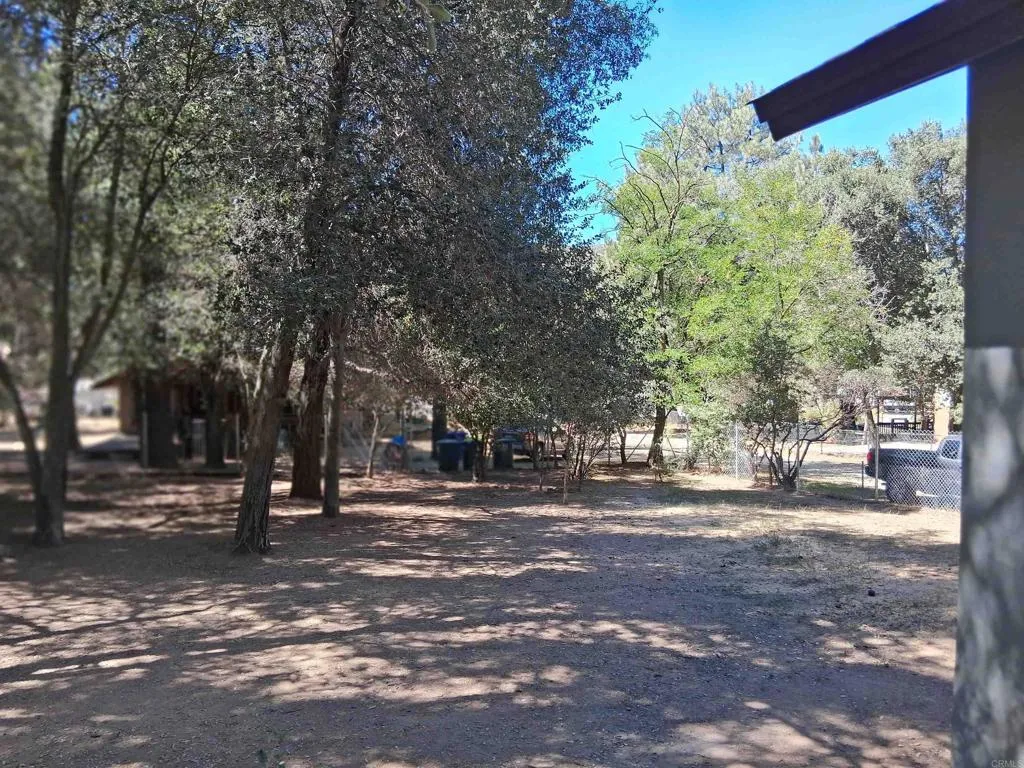 https://cdn.realtyfeed.com/cdn/127/306521254/fcc60a9c7f881b8762ba30a13c3aa187.webp