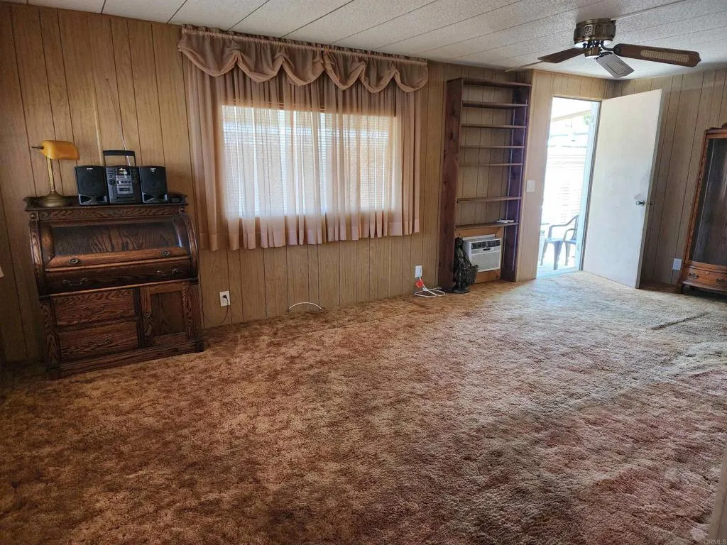 https://cdn.realtyfeed.com/cdn/127/306521353/48595175dd8914773e0bbfd8bd48c209.webp