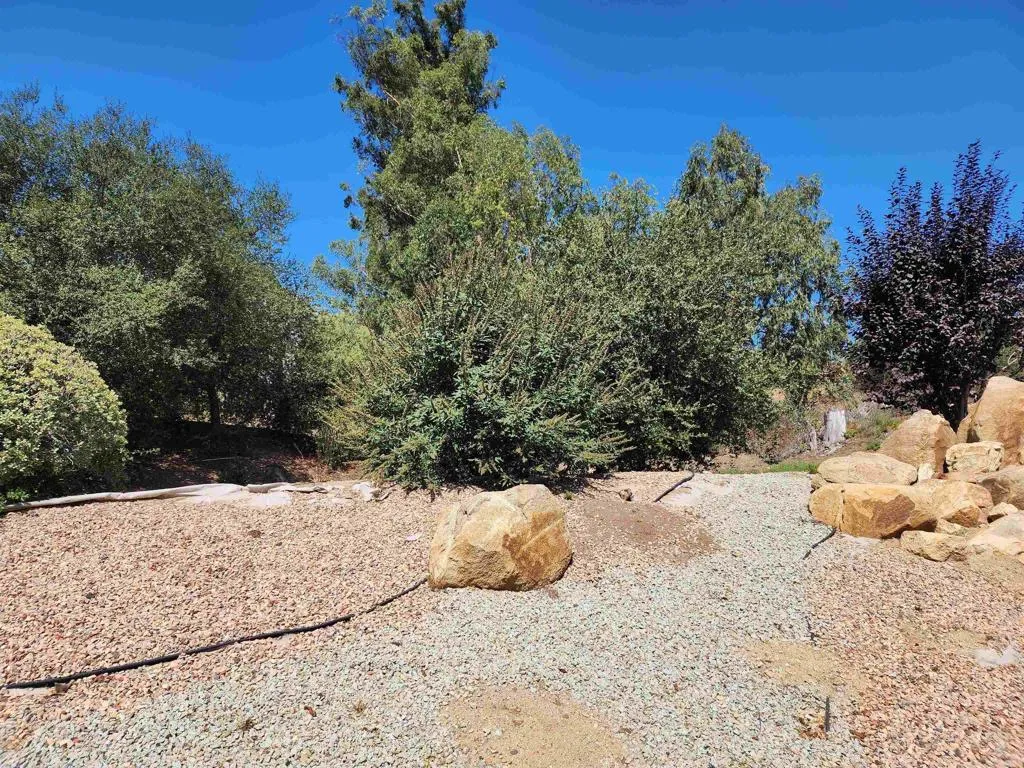 https://cdn.realtyfeed.com/cdn/127/306521353/de46678d4e6d92391b81da074eb56613.webp
