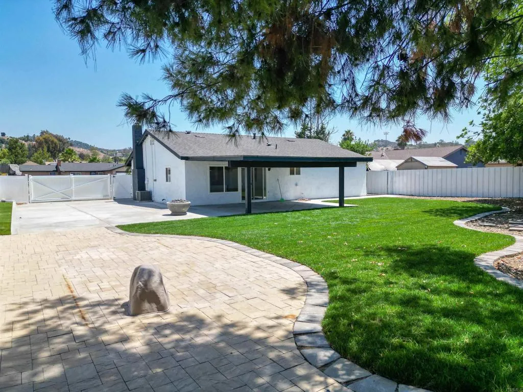 https://cdn.realtyfeed.com/cdn/127/306521384/7aee87cade52be6c2920f894857e692d.webp