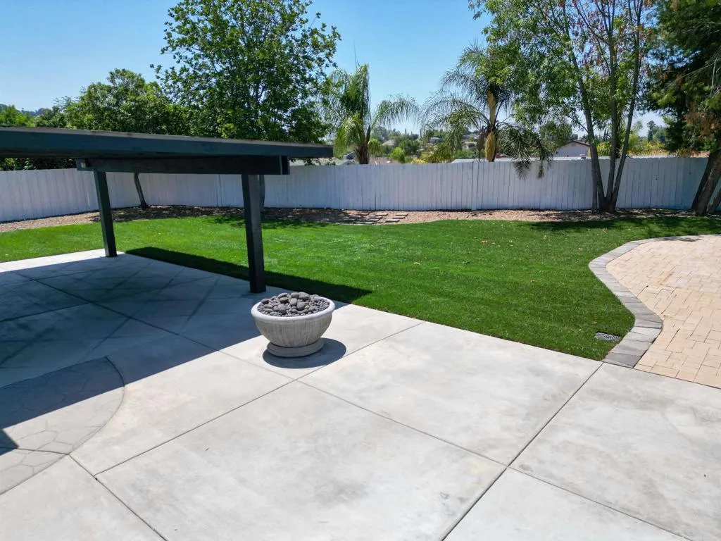 https://cdn.realtyfeed.com/cdn/127/306521384/8611b5d465a8da35aa02d67e52ab0662.webp