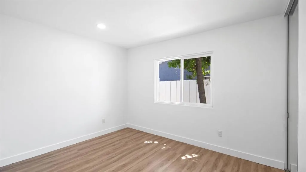 https://cdn.realtyfeed.com/cdn/127/306521384/bebf8b7e3cdd79cd46797710e5668a20.webp