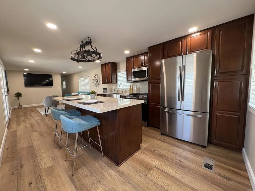 https://cdn.realtyfeed.com/cdn/127/306521402/35e8235ffe1ba7d975c4891075b8d5a2.webp
