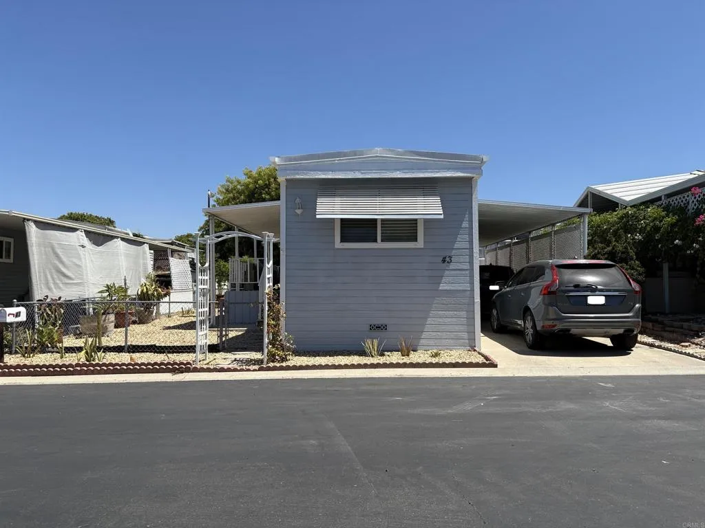 https://cdn.realtyfeed.com/cdn/127/306521402/663a31a8e0c85e0383bace66f7975034.webp