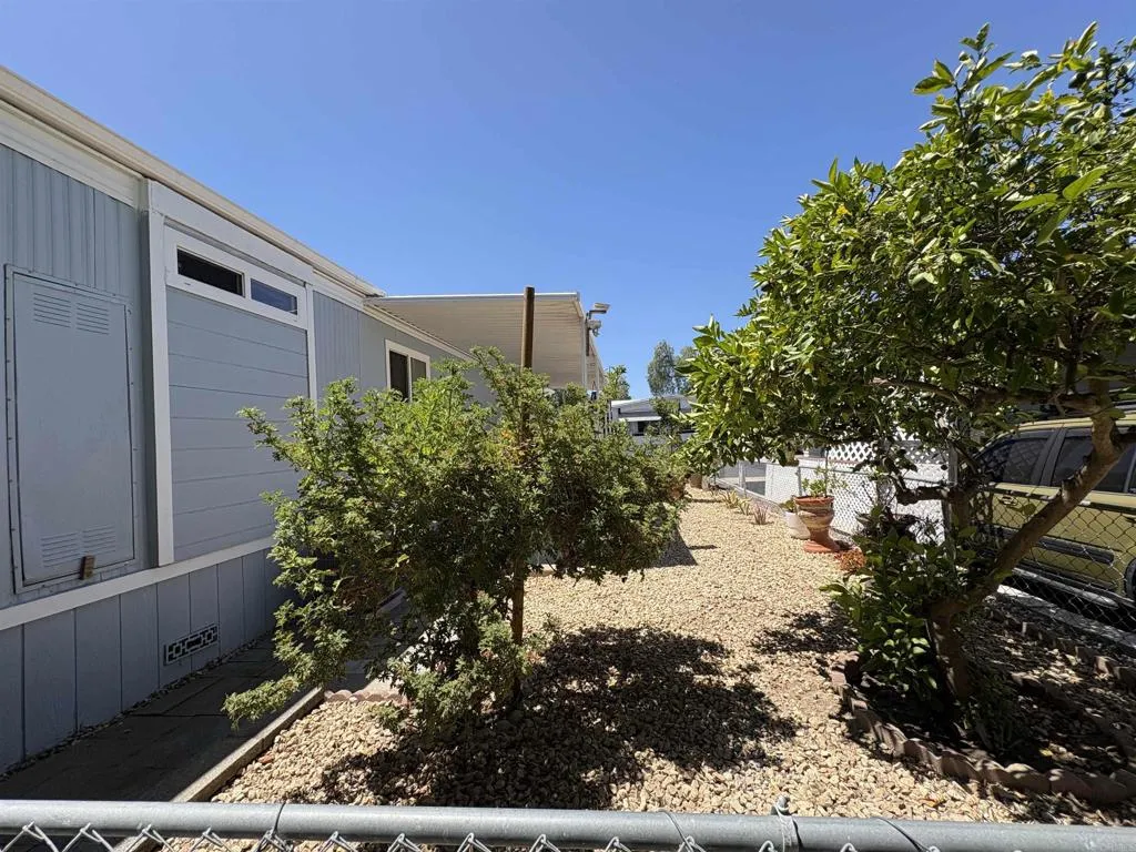 https://cdn.realtyfeed.com/cdn/127/306521402/769fb926ad6a297456ecd4d868419ba3.webp
