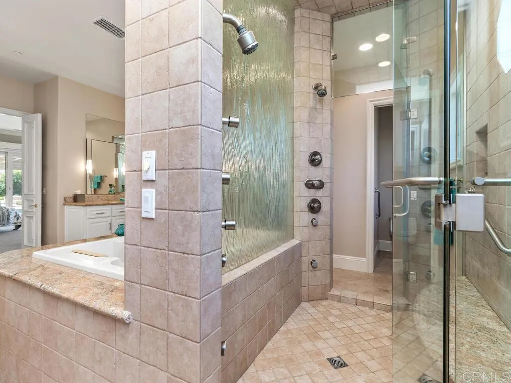 https://cdn.realtyfeed.com/cdn/127/306521411/13dd92071573036eb58dd42d826cb494.webp