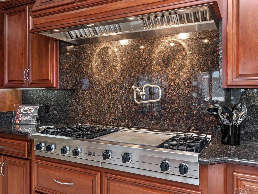 https://cdn.realtyfeed.com/cdn/127/306521411/383cb52479521eb9e63cb7b692907827.webp